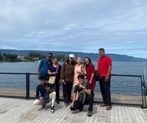 Liburan Ke Danau Toba Bersama Keluarga