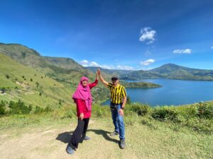 Eksplor Bukit Holbung Samosir