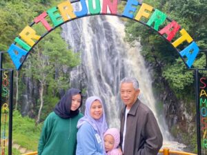 Keindahan Air Terjun Efrata