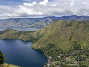 Danau Toba untuk Pencinta Alam