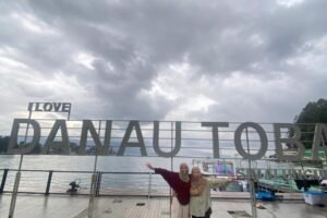 Danau Toba dan Kenangan yang Datang Tanpa Dirancang