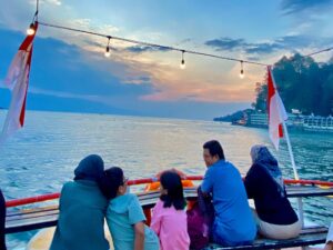  Fakta Menarik tentang Danau Vulkanik Ini