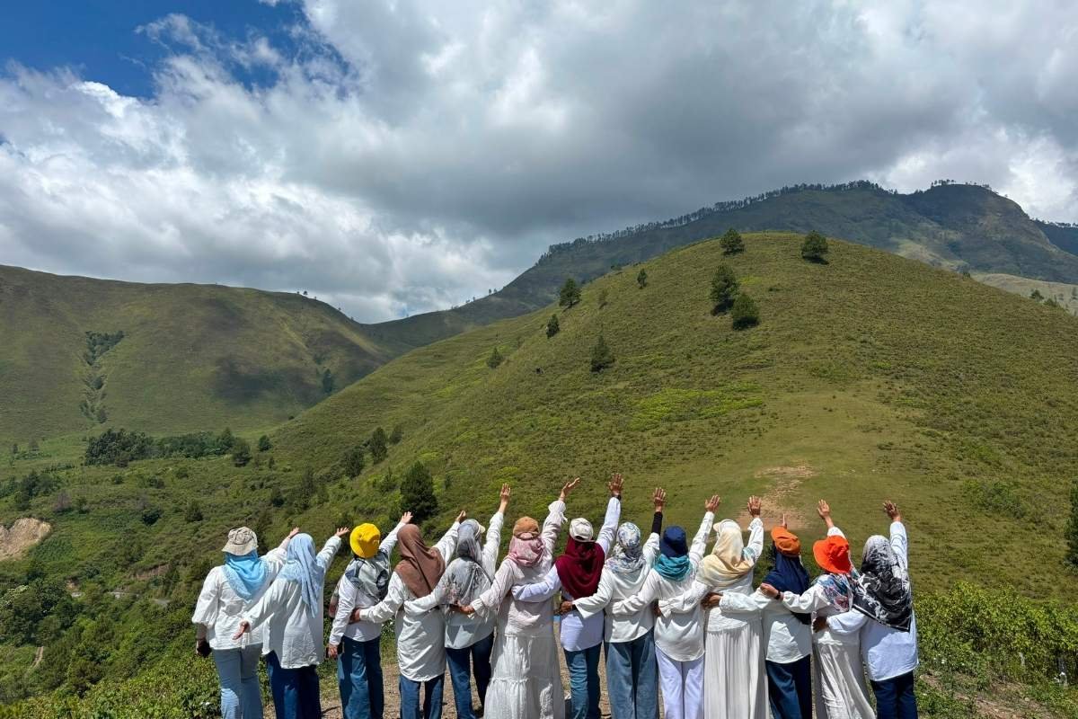 Aktivitas Danau Toba untuk peserta yang nyaman dengan tempo lebih aktif