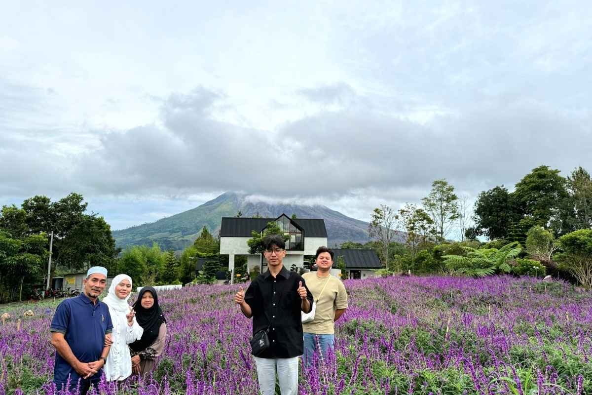 Berastagi – destinasi wisata Amir Tour Travel di Sumatera Utara