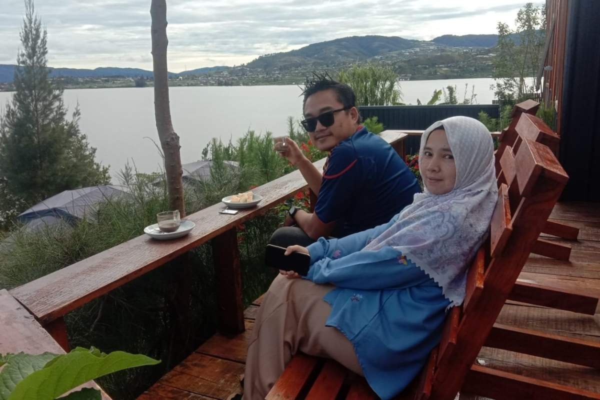 Comfortable Lake Toba family private tour