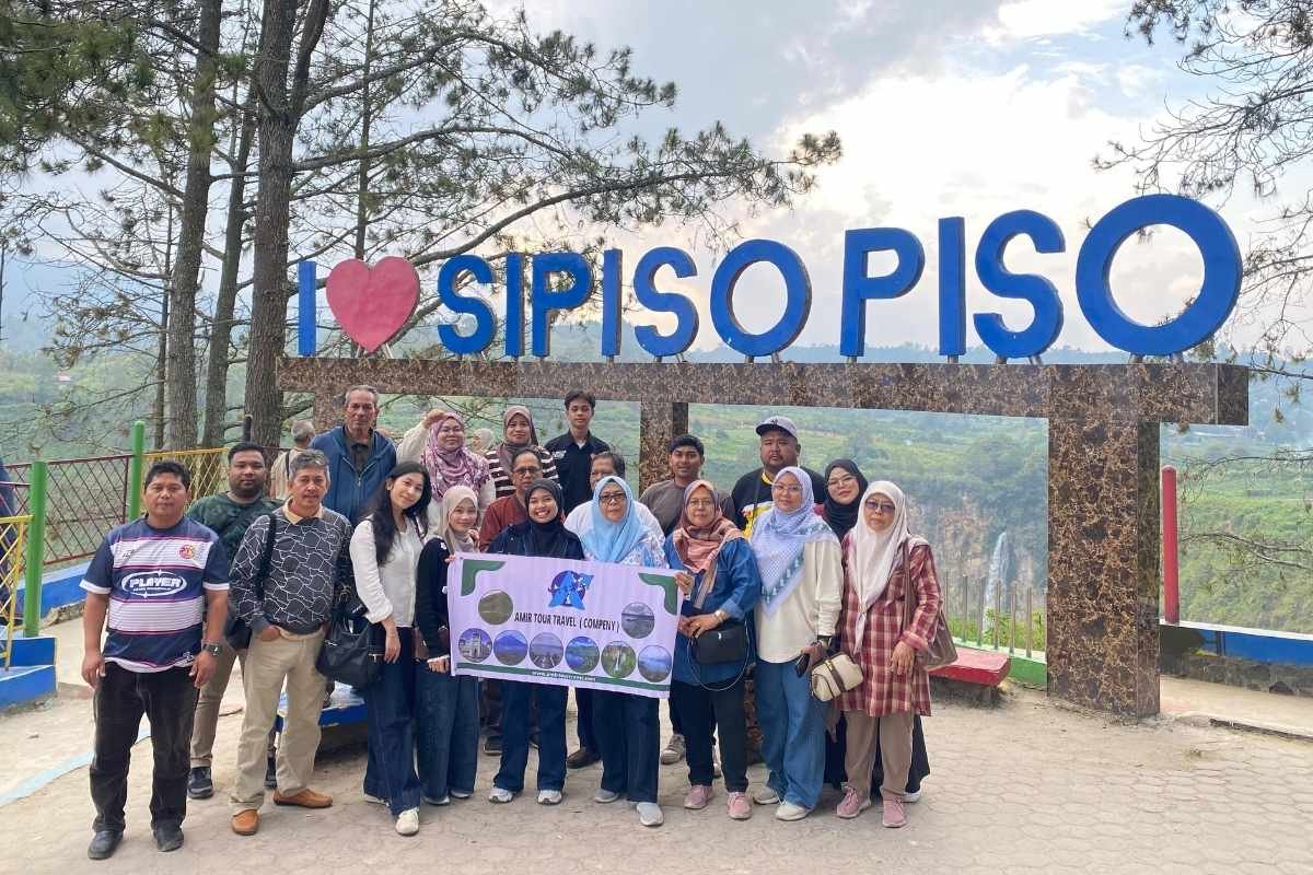 Destinasi Danau Toba yang sesuai untuk keluarga dari Malaysia