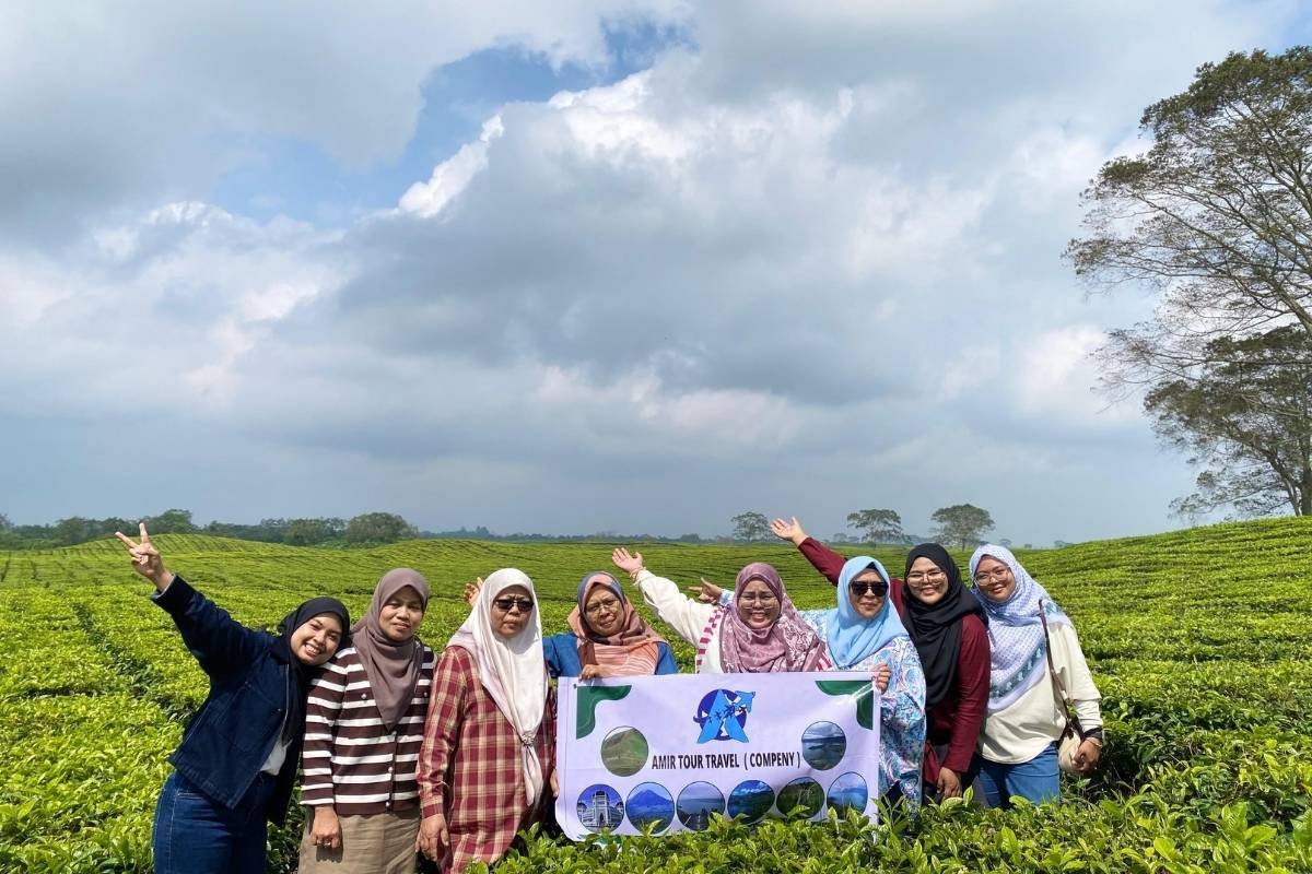 Destinasi Danau Toba yang nyaman dikunjungi bersama orang tua