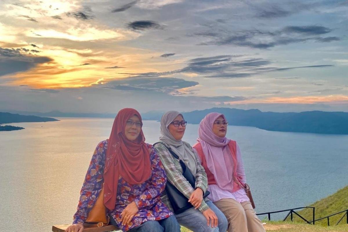 Danau Toba – destinasi wisata Amir Tour Travel di Sumatera Utara