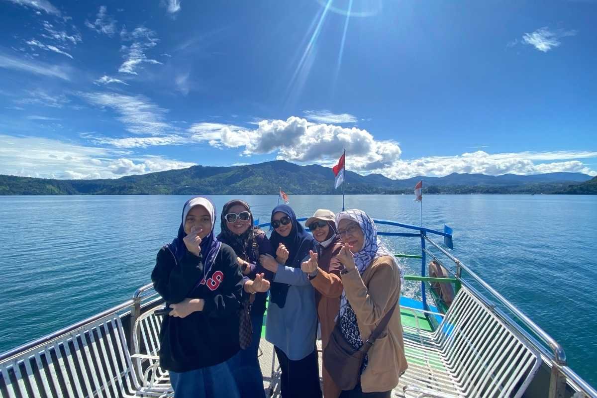 Lake Toba and Samosir trip duration planning from Singapore