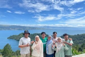 Cara Memilih Tempo Perjalanan Danau Toba Sesuai Usia Peserta