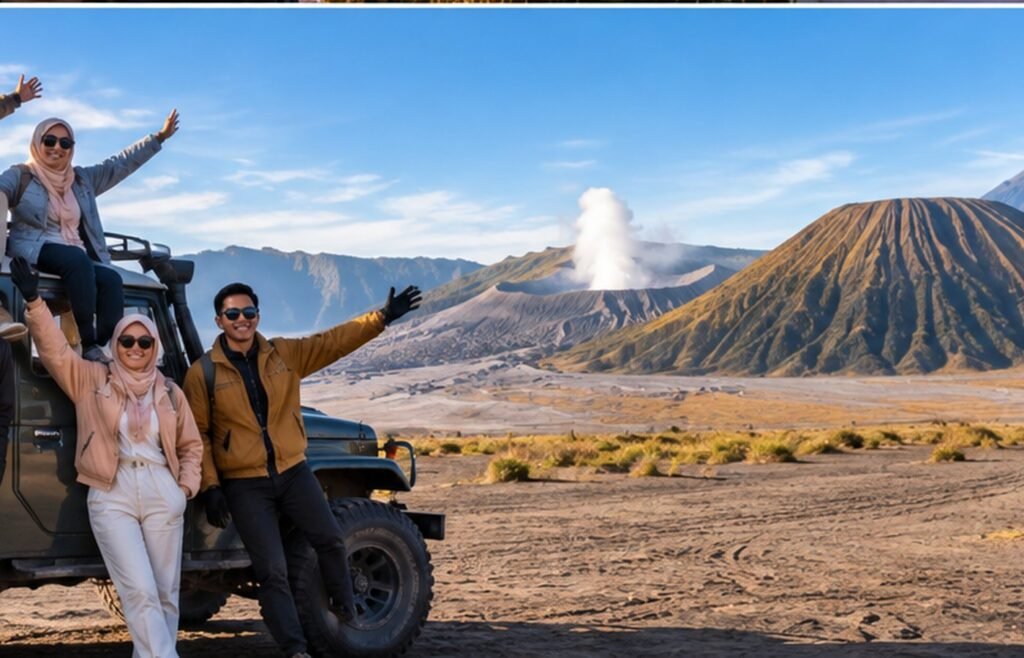 Wisatawan menikmati kawasan Gunung Bromo